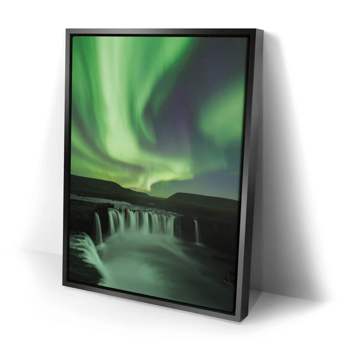 Featured image 2 for Northern Lights - Godafoss, Iceland