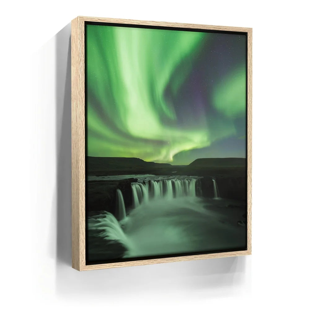 Featured image 9 for Northern Lights - Godafoss, Iceland