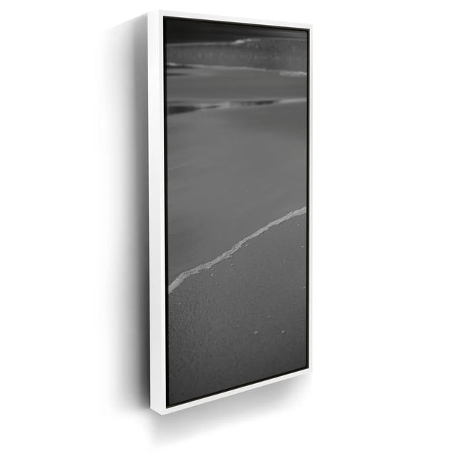 Featured image 6 for Ocean Lines - B&W