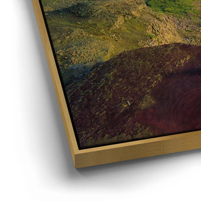 Featured image 12 for Picturesque Falls Valley - Iceland