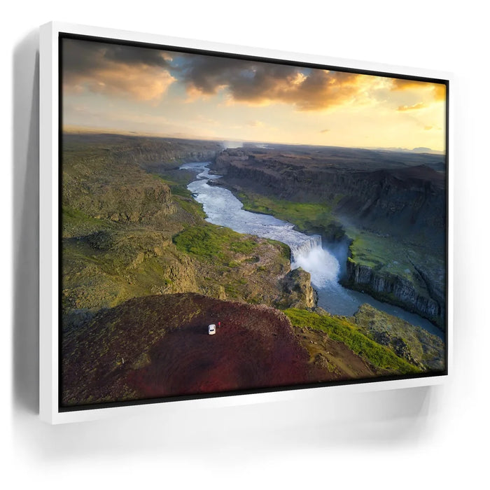 Featured image 6 for Picturesque Falls Valley - Iceland