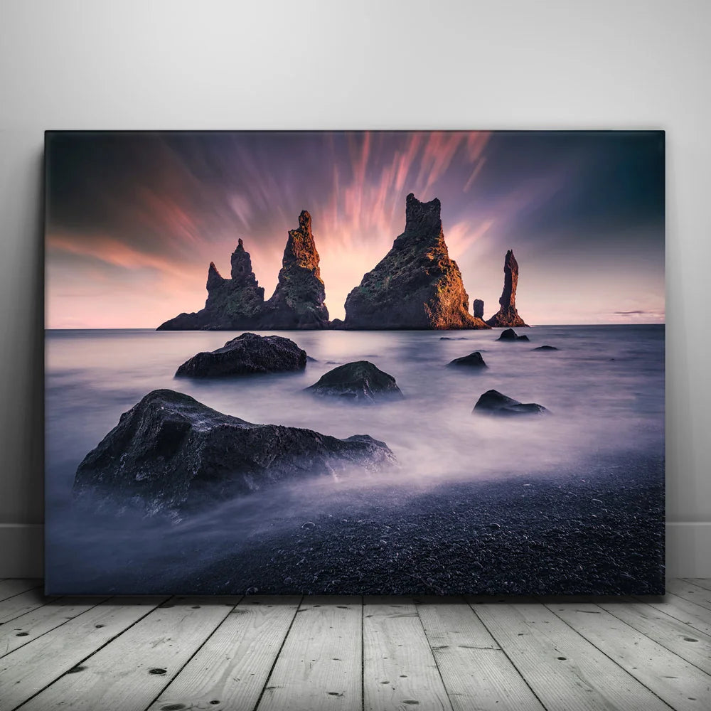 Featured image 1 for Reynisdrangar - Iceland