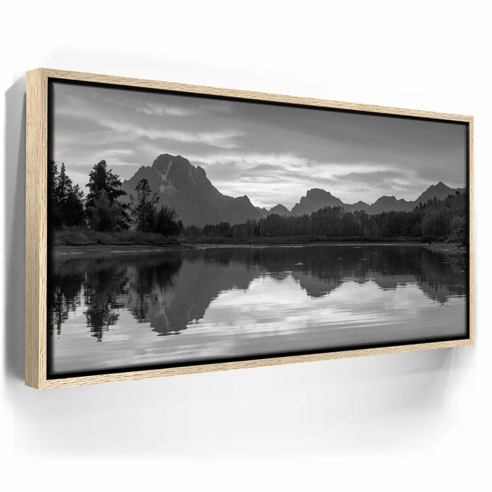 Featured image 9 for Slow Gold - Black and White