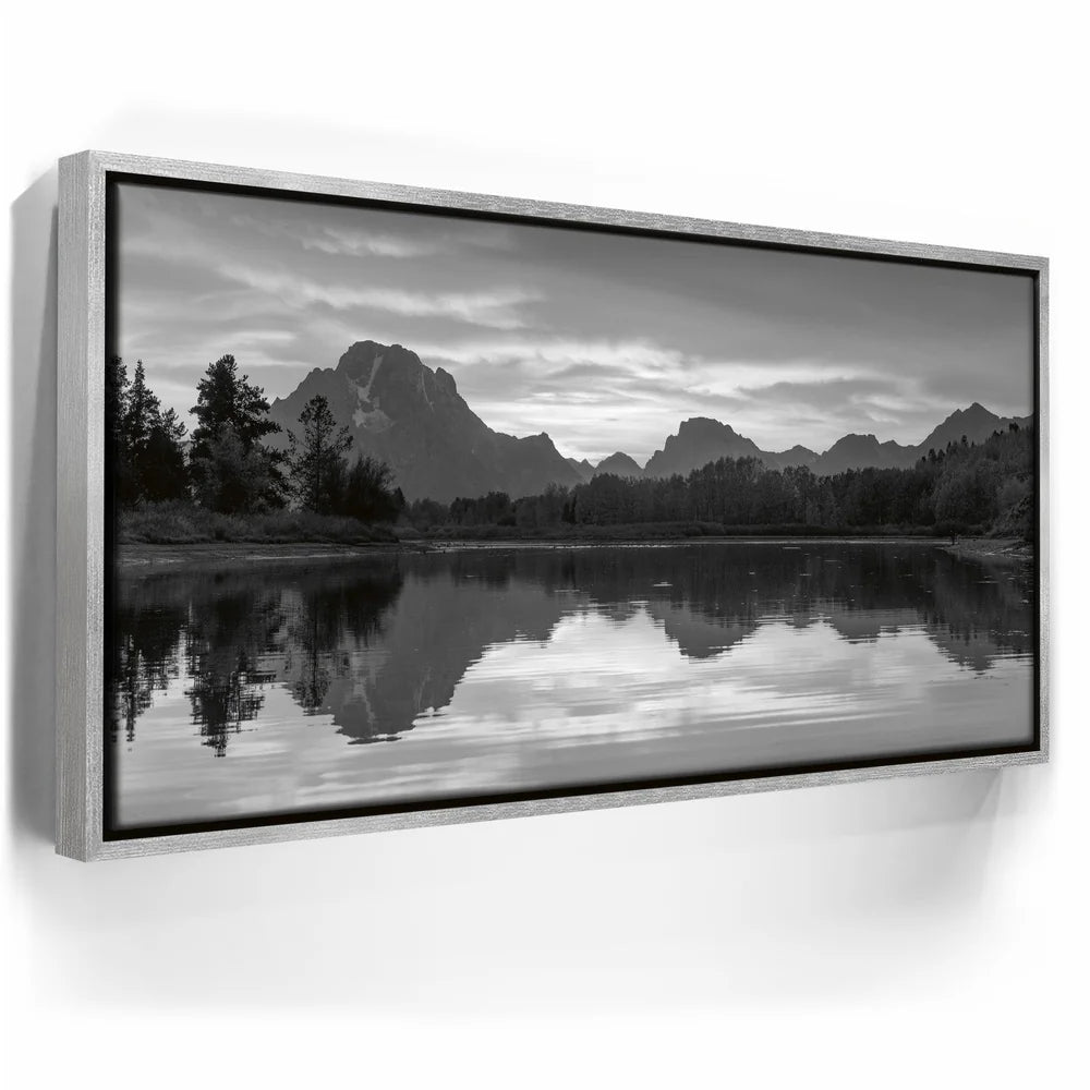 Featured image 8 for Slow Gold - Black and White