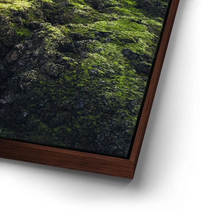 Featured image 14 for Snowy Serenity - Iceland