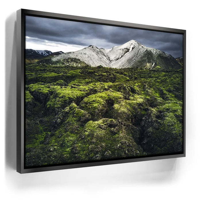 Featured image 5 for Snowy Serenity - Iceland