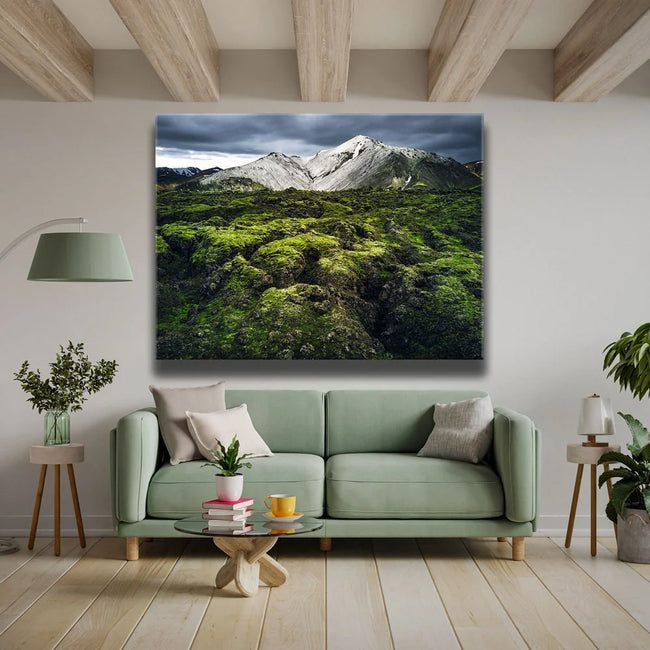 Featured image 2 for Snowy Serenity - Iceland