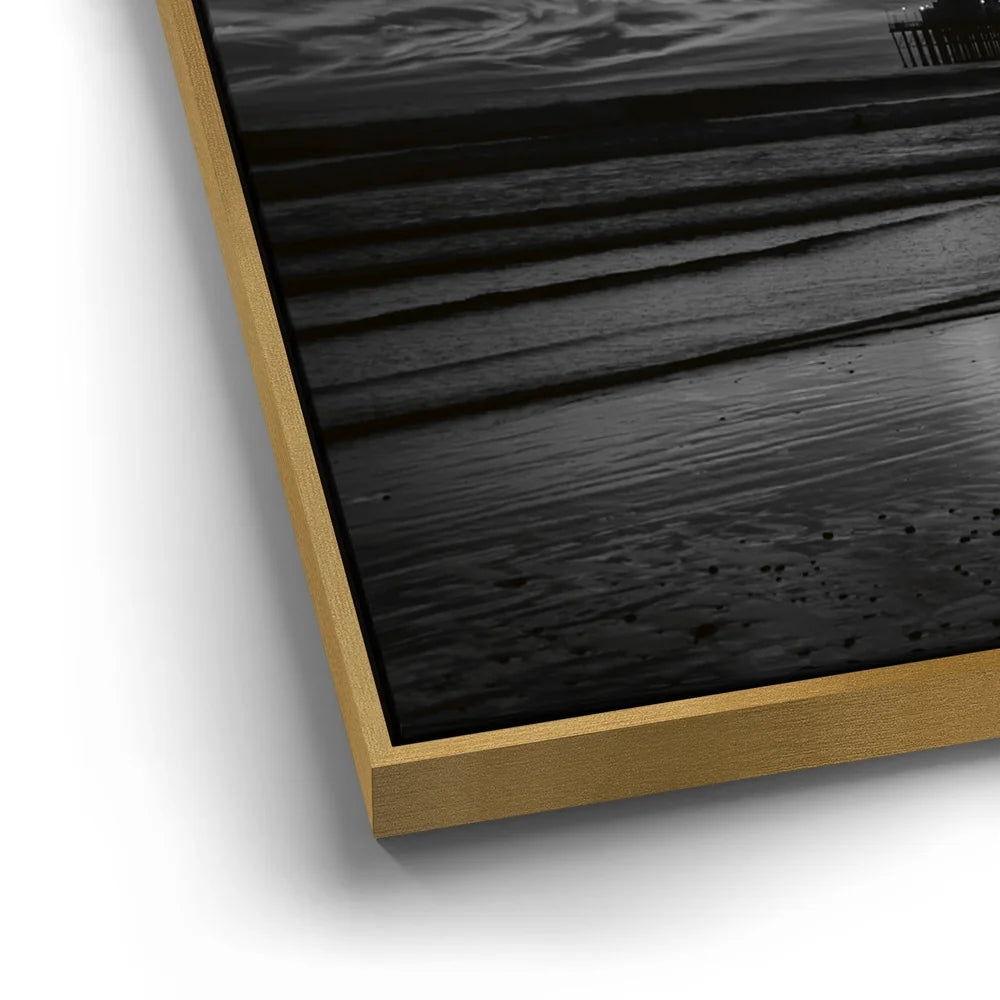 Featured image 12 for Stand in Awe and Reflect - Black and White