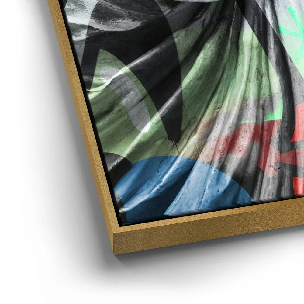 Featured image 12 for Statue of Trust - Graffiti