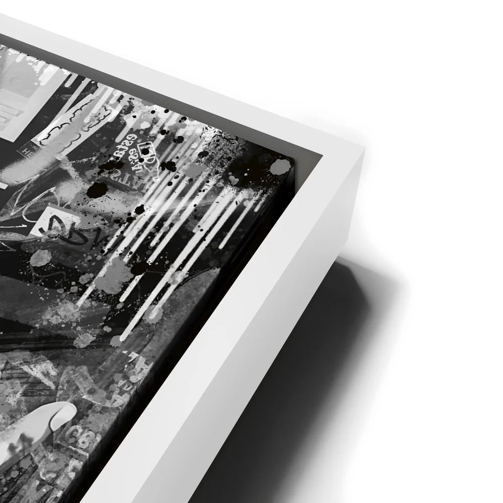 Featured image 13 for Stoney - Black & White