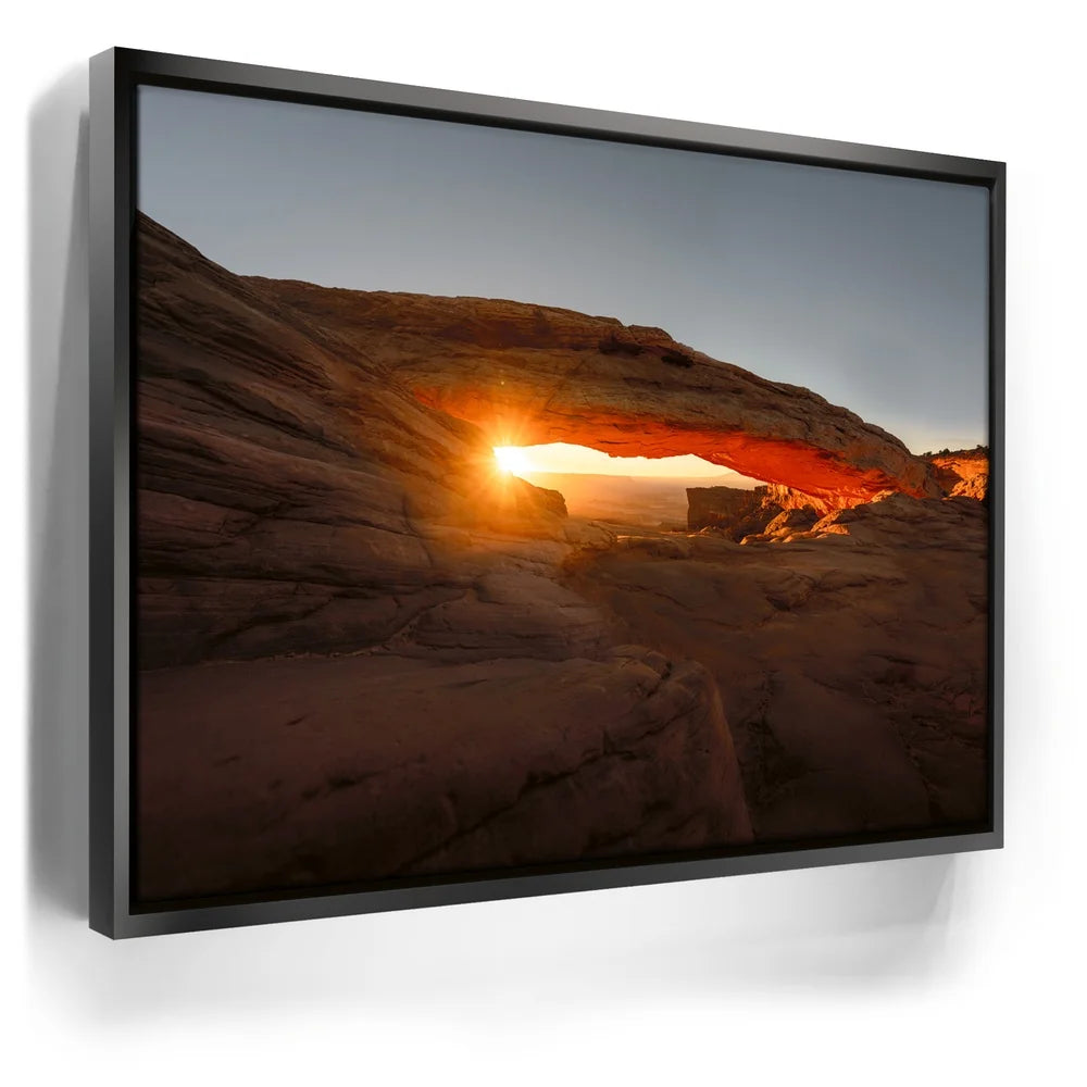 Featured image 5 for Sunrise at Mesa Arch, Canyonlands NP, Utah