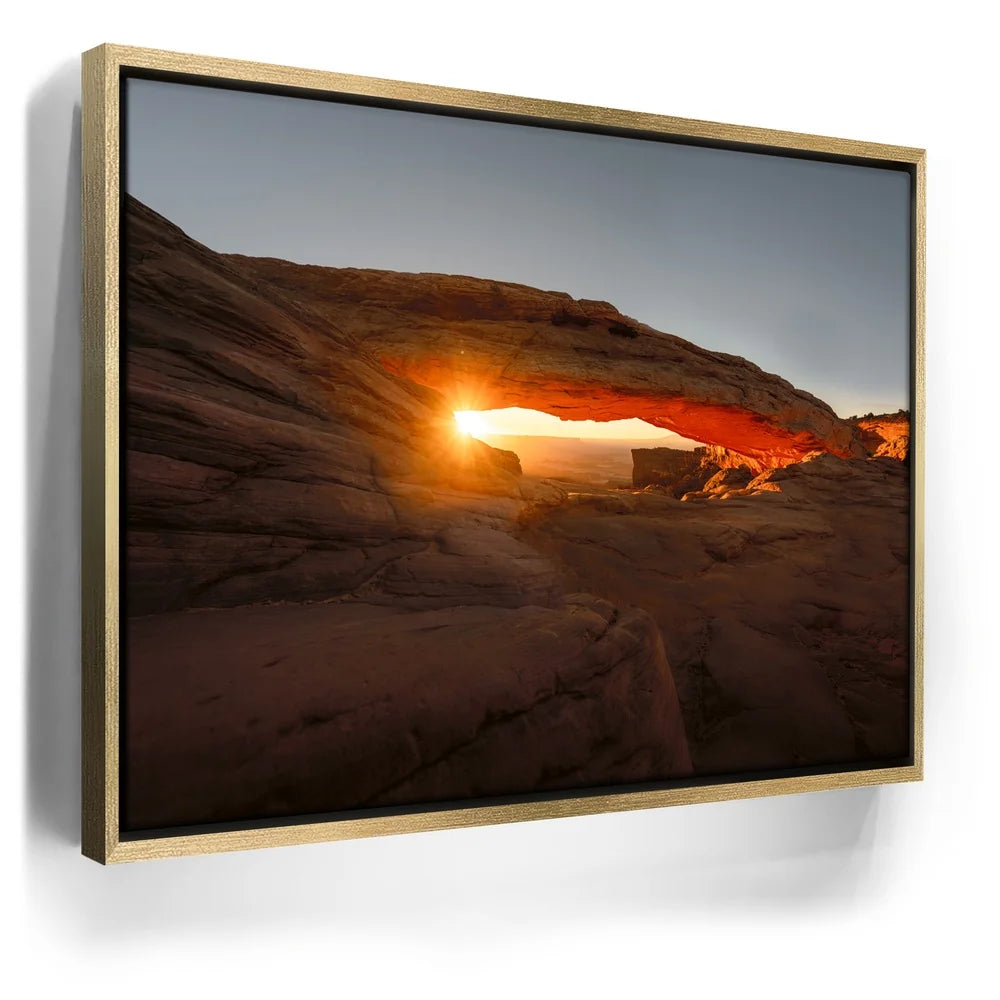 Featured image 7 for Sunrise at Mesa Arch, Canyonlands NP, Utah