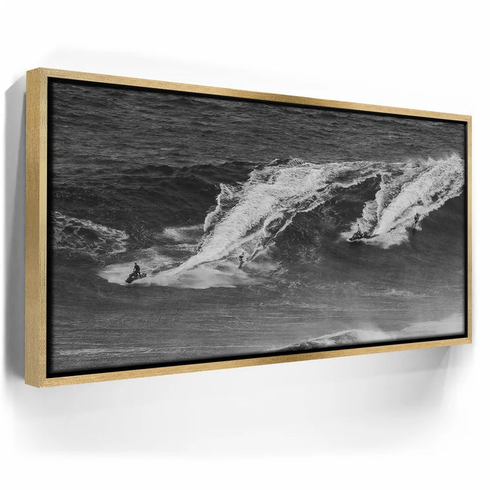 Featured image 7 for Surfing Jaws, Maui - B&W