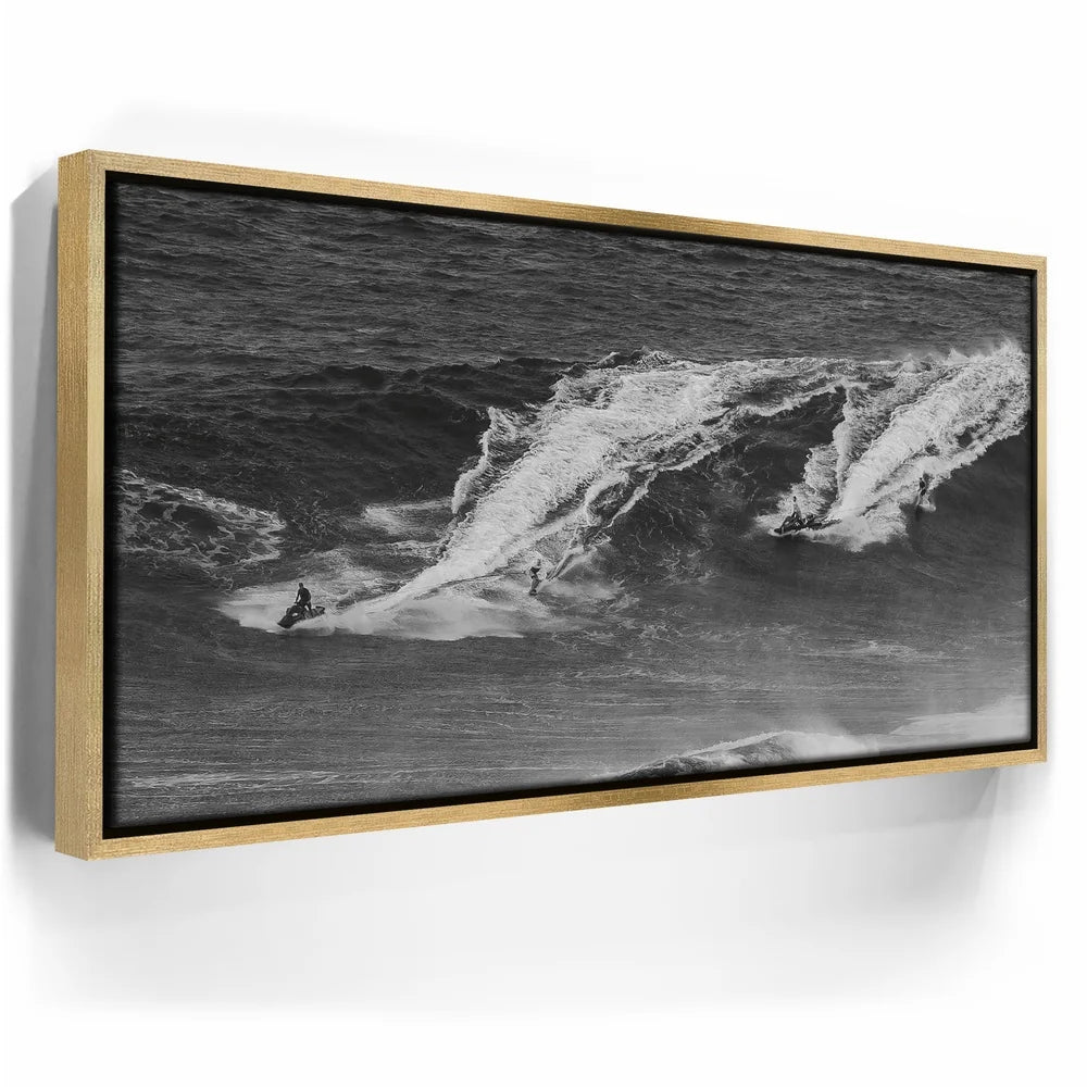 Featured image 7 for Surfing Jaws, Maui - B&W