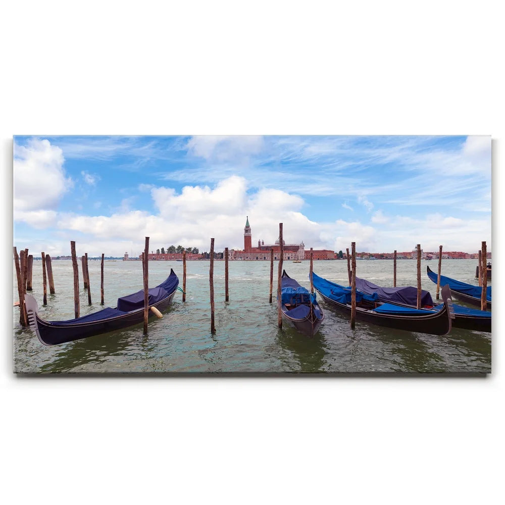 Featured image 1 for Venice Gondola Reflections