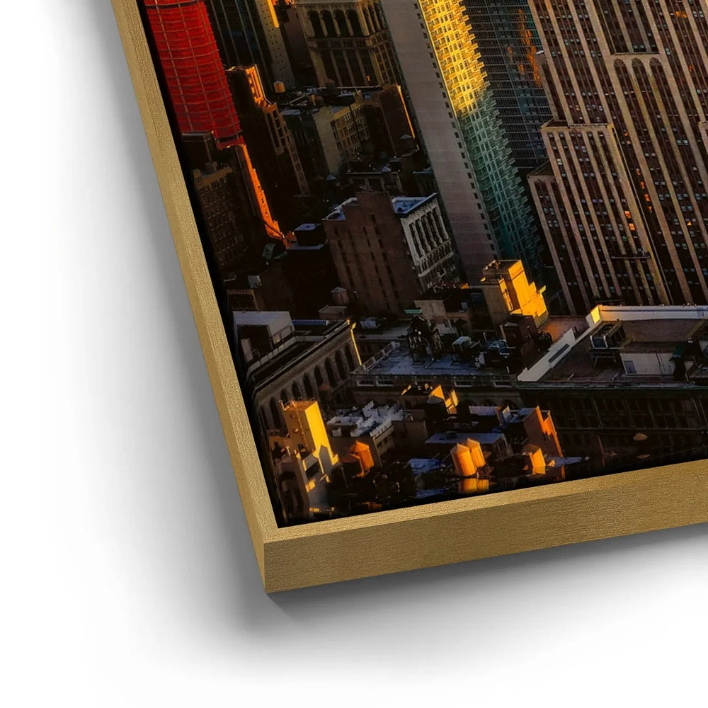 Featured image 12 for Vertical Panoramic View Of Empire State Building At Golden Hour