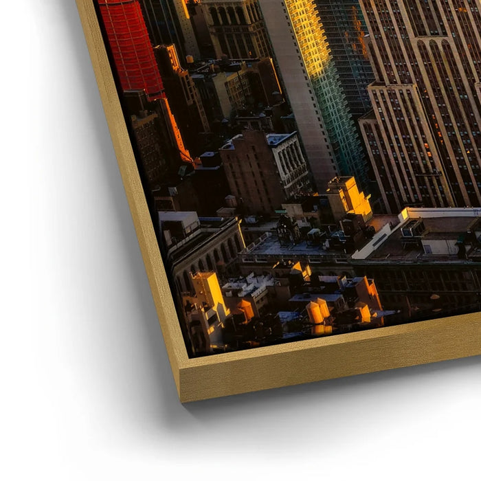 Featured image 12 for Vertical Panoramic View Of Empire State Building At Golden Hour