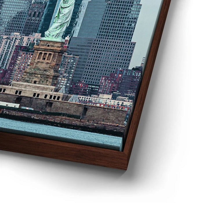 Featured image 14 for Vertical View Of 1 World Trade Center And Statue Of Liberty