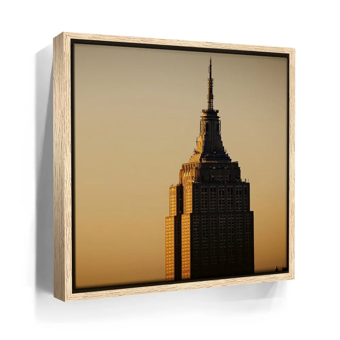 Featured image 9 for Vertical View Of The Top Of The Empire State Building At Sunrise